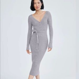 Size M Henley Babaton midi sweater dress, grey, never worn